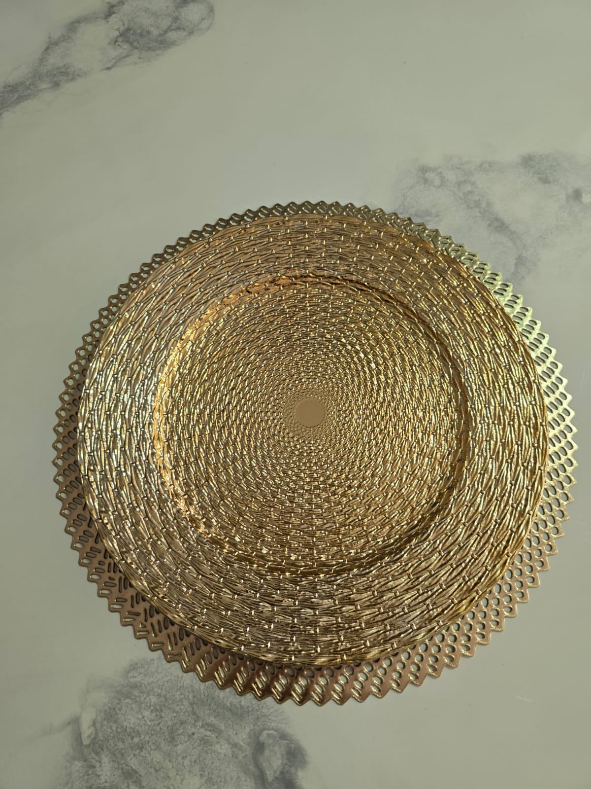 PAGO CONTRAENTREGA Combo No.3: portaplato negro dorado, individual dorado $22.000 cada puesto, envío incluido.