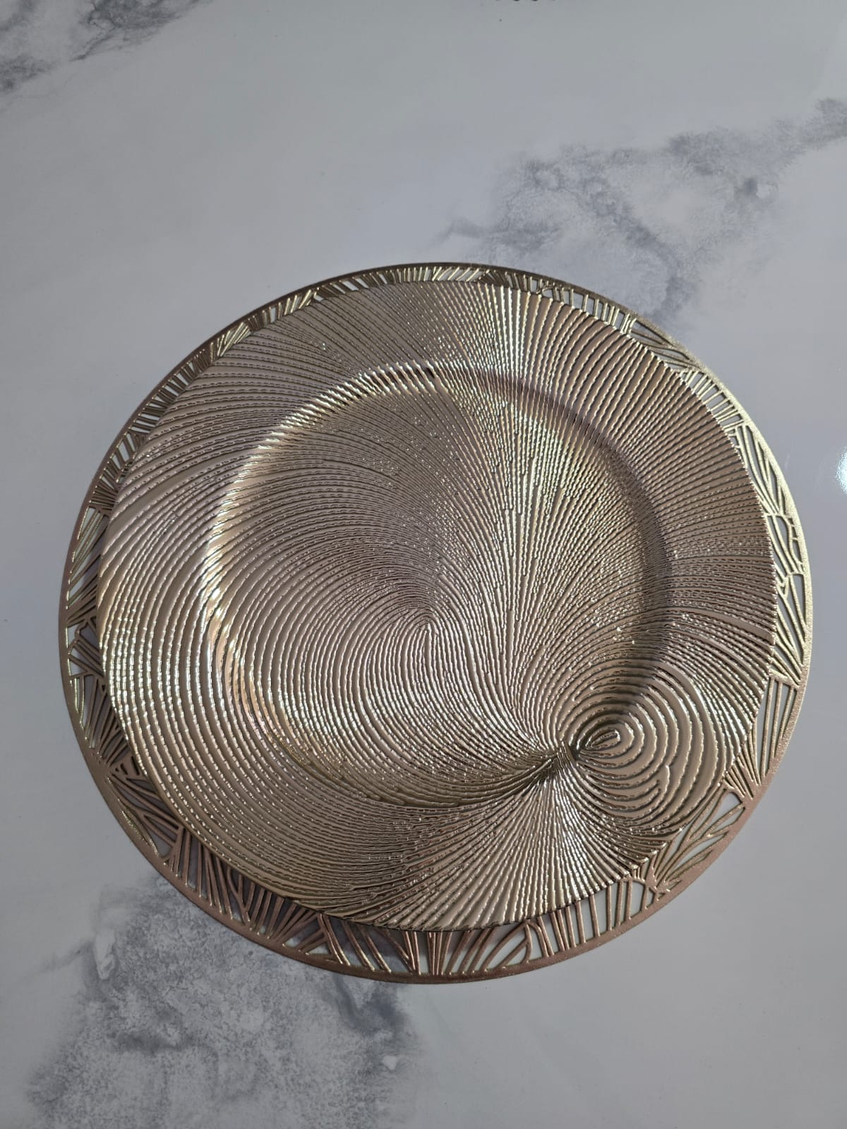 PAGO CONTRAENTREGA Combo No.2: portaplato dorado dorado, individual dorado $22.000 cada puesto, envío incluido.